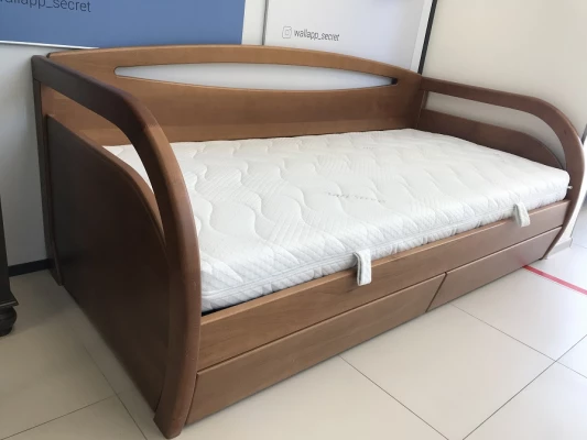 Кровать тахта из бука Гессен с ящиками