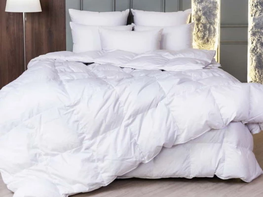 Подушка German Grass пух перо трехкамерная 3D White Familie Down упругая с бортиком FD-1222