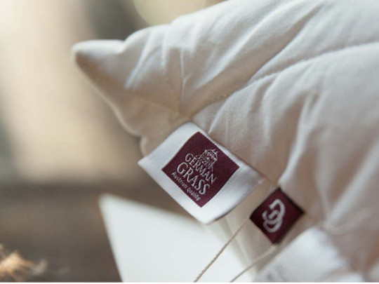 Подушка German Grass 95C Grass регулируемая на молнии 107112 по цене от 2 790 ₽ , цвет белый 3 | Подушки из бамбука