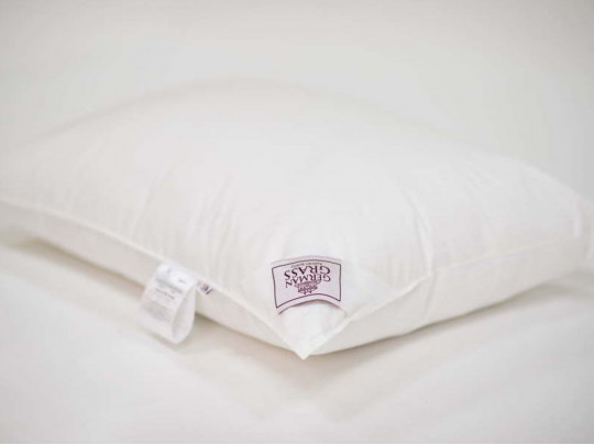 Подушка German Grass шелковая Luxury Silk Grass мягкая 75211 по цене от 25 410 ₽ , цвет белый 7 | Подушки German Grass