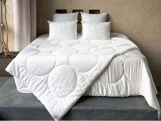 Подушка German Grass эвкалипт Double Tencel Grass регулируемая на молнии 96120 German Grass, цвет молочный