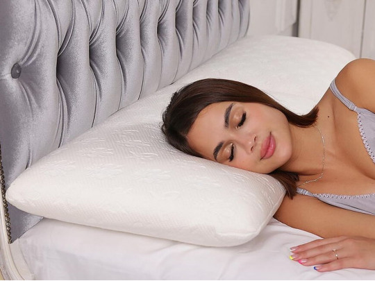 Подушка Magniflex Memoform Maxi Classico по цене от 18 800 ₽ , высота, см 14 3 | Подушки