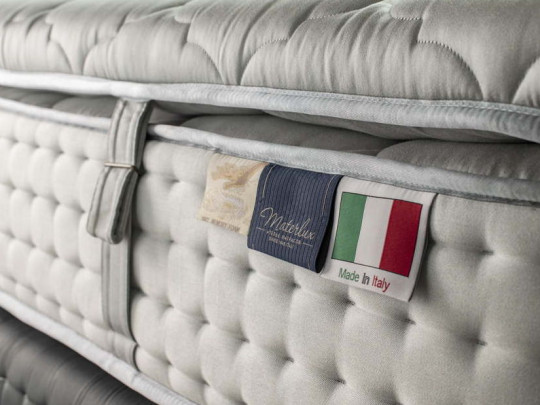 Чехол Materlux Borrello (Боррелло) по цене от 0 ₽  7 | 