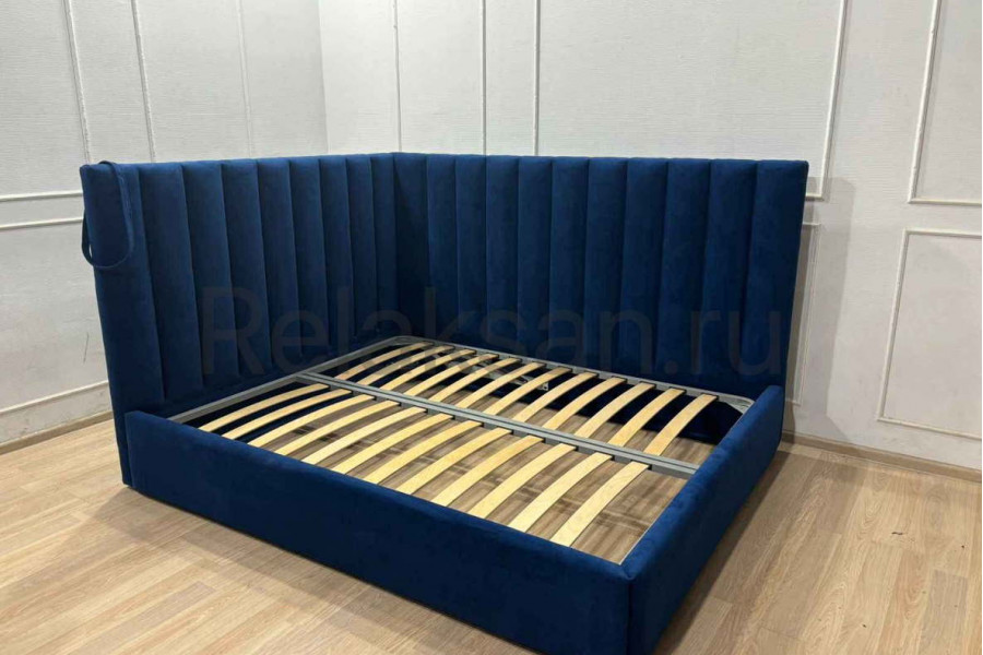 Синяя тахта Корсо