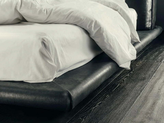 Парящая кровать Testiera Fly 40 по цене от 87 250 ₽ , стиль современный, цвет черный 4 | Парящие кровати