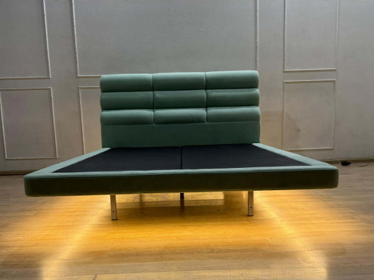 Сплошное основание подиум для парящей кровати Testiera по цене от 5 000 ₽  1 | Основания для кровати