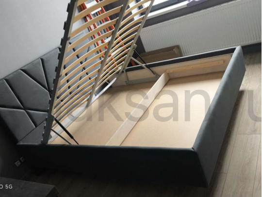 Парящая кровать мягкая Марсель с подъемным механизмом по цене от 64 334 ₽ , стиль современный, лофт, цвет коричневый 1 | Кровати с подъемным механизмом